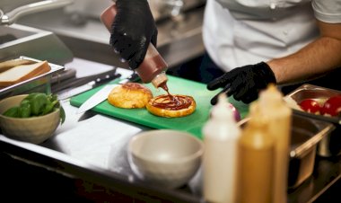 Com expectativa de crescimento de 20% do setor de food service, Grupo Queiroz reforça estratégia para atender demanda na Copa