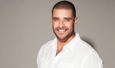 Diogo Nogueira retorna a Manaus com turnê que celebra 20 anos de carreira