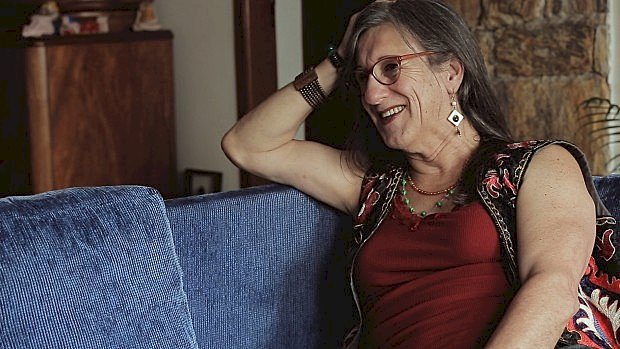 Documentário “Laerte-se” promove reflexão sobre identidade, diversidade e resistência no Mês do Orgulho LGBTQIAPN+