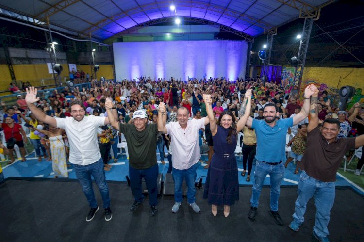 Omar conversa sobre segurança, moradia e oportunidades para jovens e mães no bairro Jorge Teixeira, em Manaus