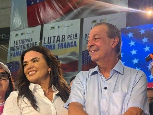 Governar é cuidar das pessoas, afirma Alessandra Campelo ao defender experiência de Omar Aziz durante convenção partidária